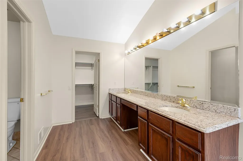 1853 Midchester Drive West Bloomfield Charter Township MI 48324