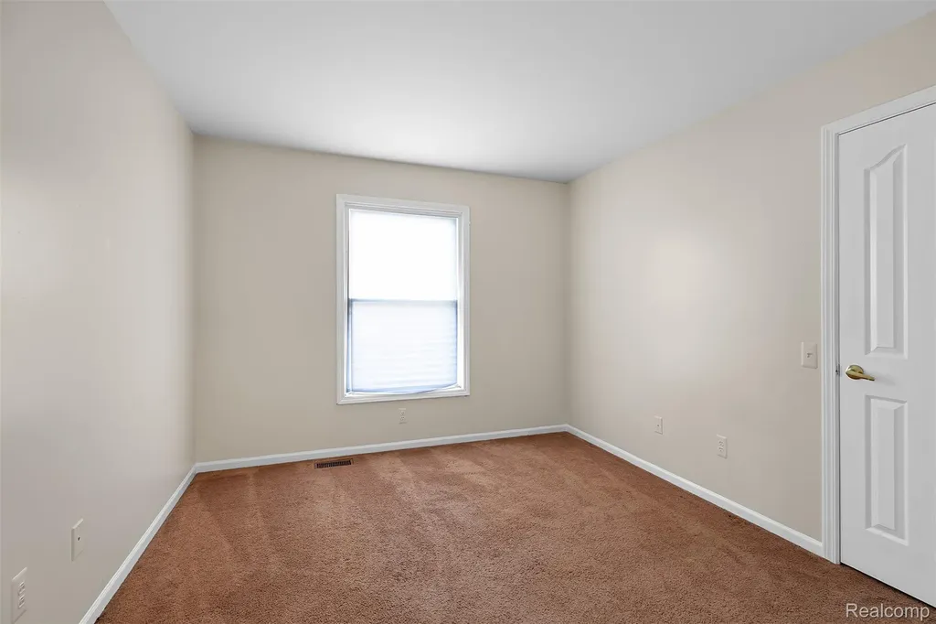 1853 Midchester Drive West Bloomfield Charter Township MI 48324