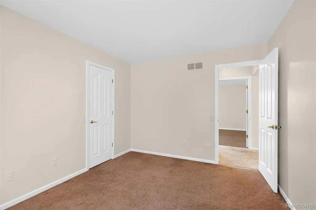 1853 Midchester Drive West Bloomfield Charter Township MI 48324