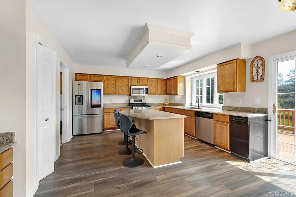 1853 Midchester Drive West Bloomfield Charter Township MI 48324