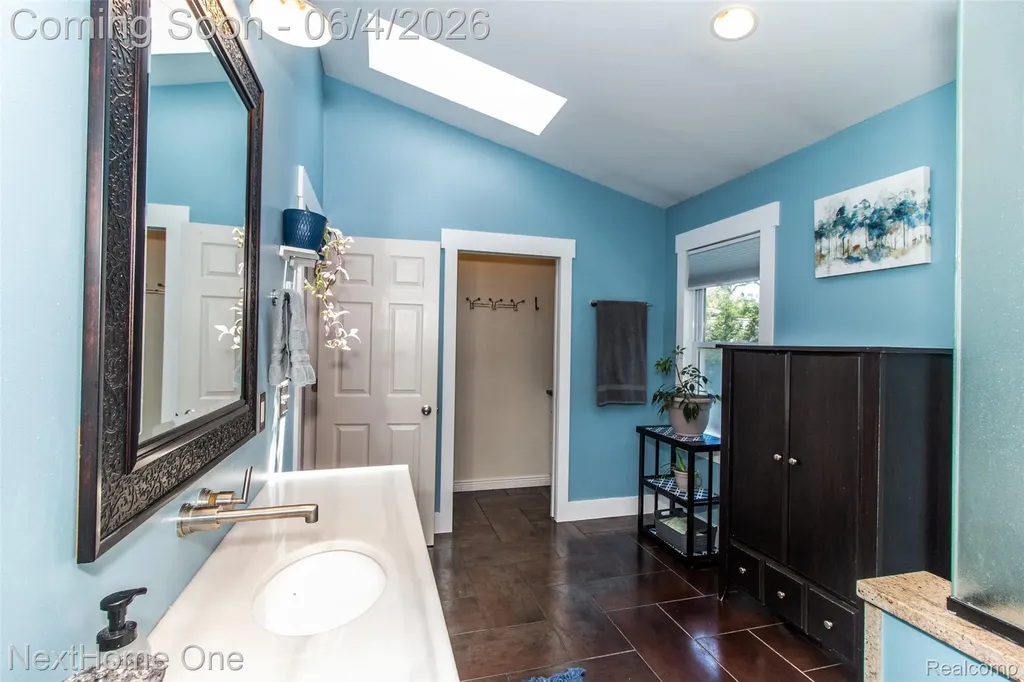 315 Jewett Street Howell City MI 48843
