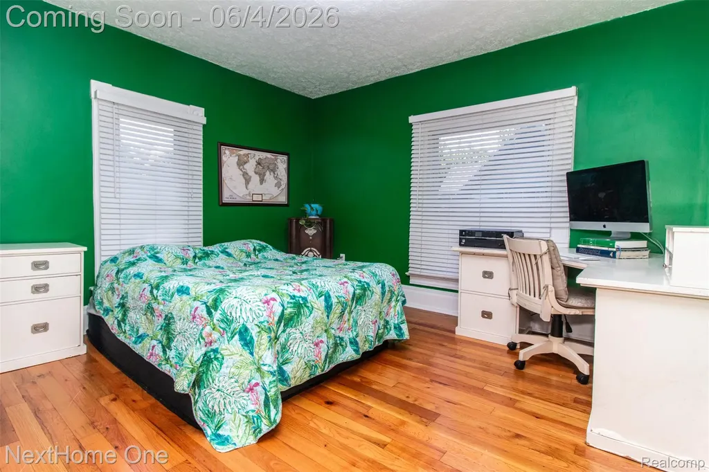 315 Jewett Street Howell City MI 48843