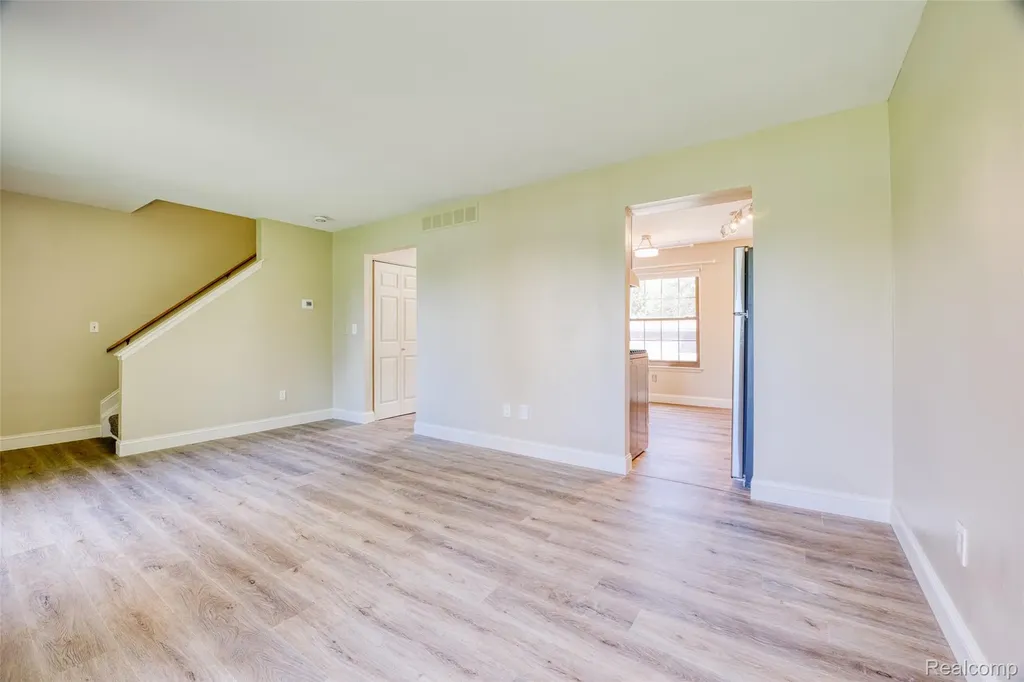 1787 Sheffield Drive Superior Charter Township MI 48198