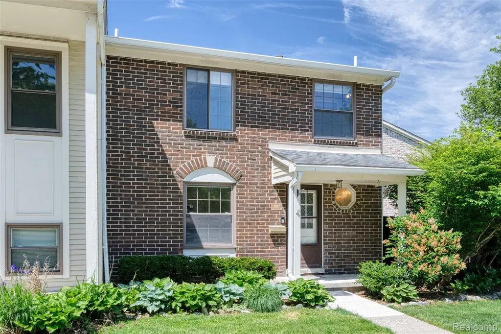 1787 Sheffield Drive Superior Charter Township MI 48198