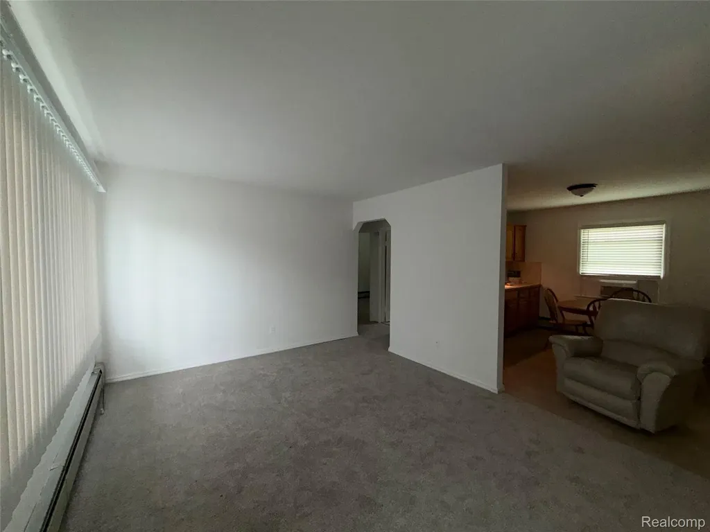 26004 Waldorf Street Roseville City MI 48066