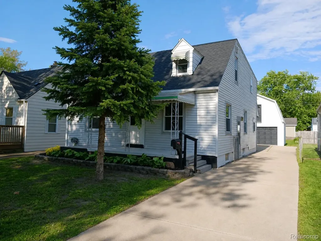 5157 Niagara Street Wayne City MI 48184