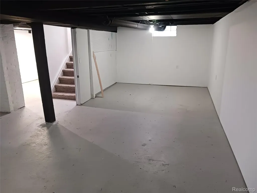 5157 Niagara Street Wayne City MI 48184
