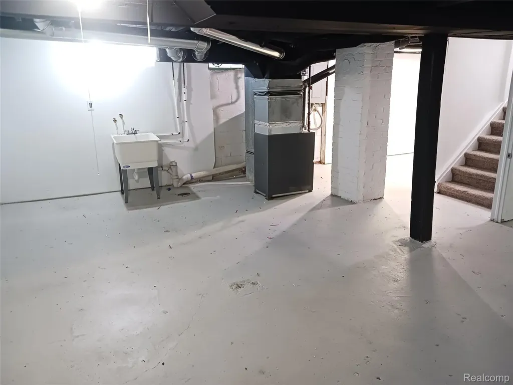 5157 Niagara Street Wayne City MI 48184