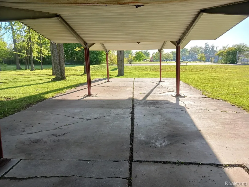 5157 Niagara Street Wayne City MI 48184