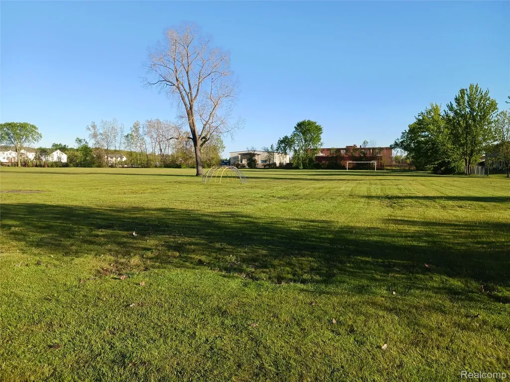 5157 Niagara Street Wayne City MI 48184