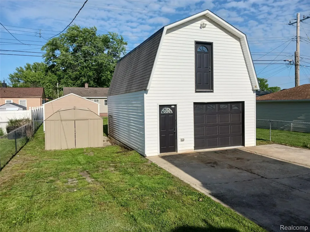 5157 Niagara Street Wayne City MI 48184