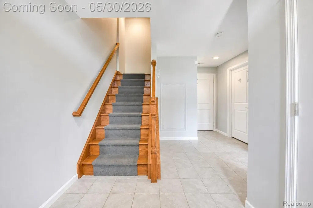 2777 Ashcombe Drive Ann Arbor City MI 48105