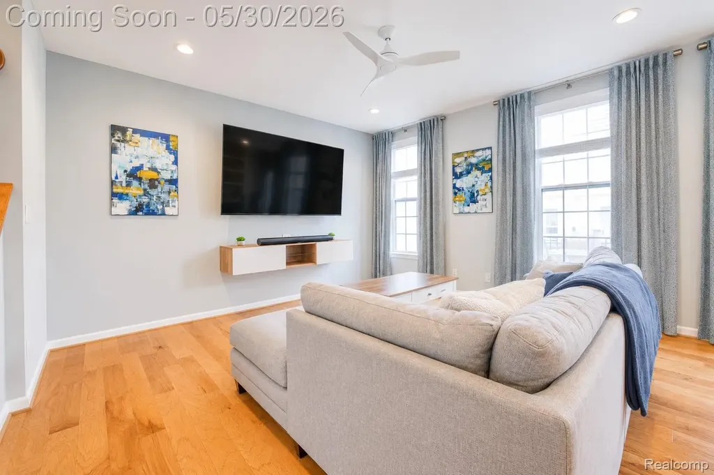 2777 Ashcombe Drive Ann Arbor City MI 48105