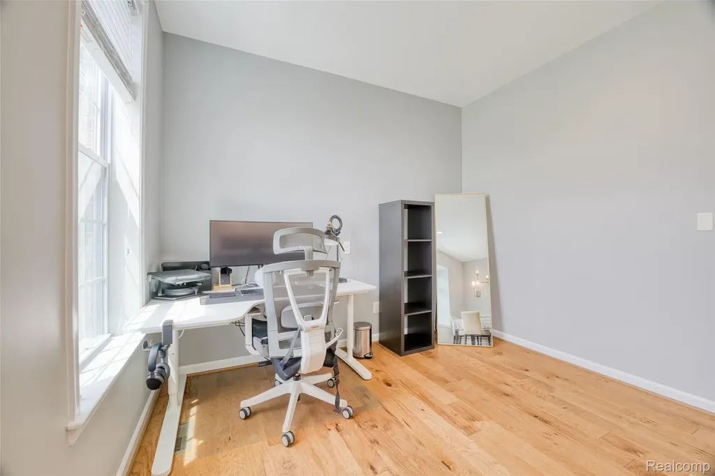 2777 Ashcombe Drive Ann Arbor City MI 48105