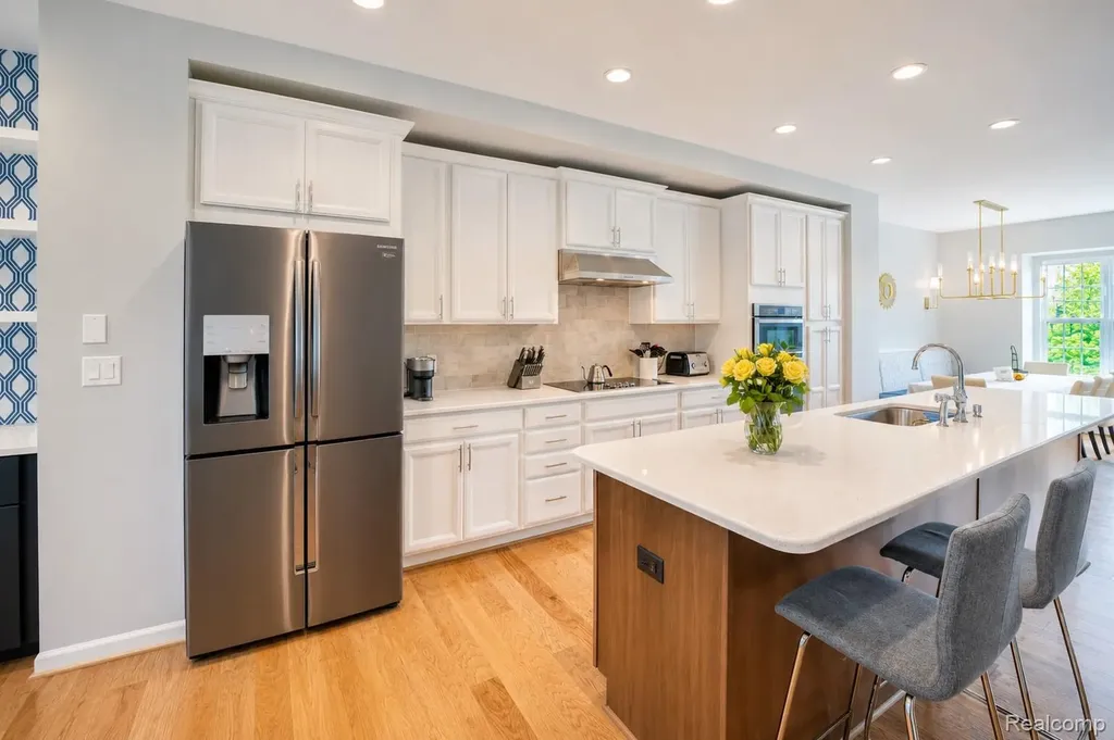 2777 Ashcombe Drive Ann Arbor City MI 48105