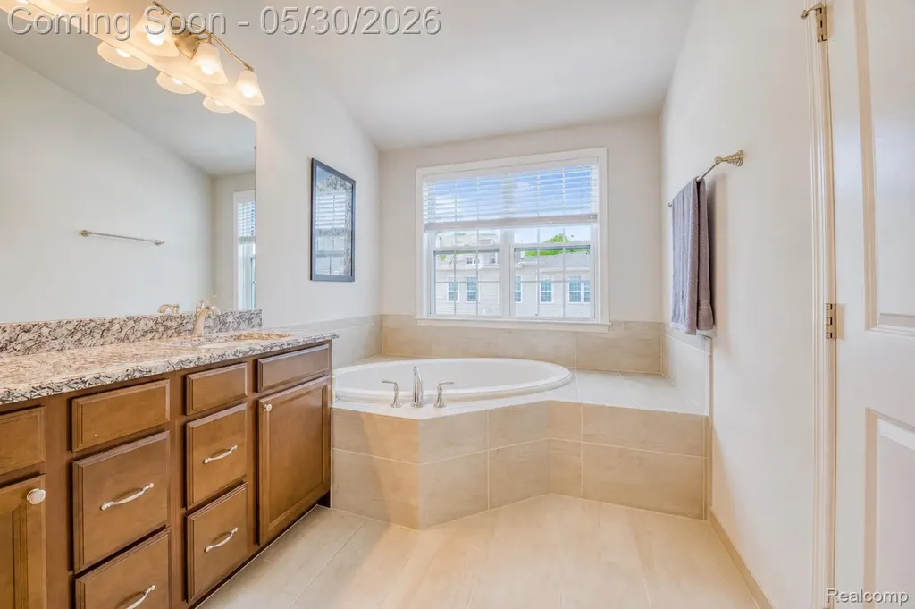 2777 Ashcombe Drive Ann Arbor City MI 48105