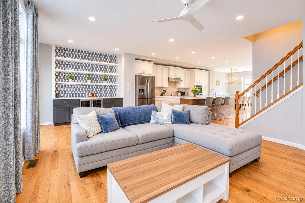 2777 Ashcombe Drive Ann Arbor City MI 48105