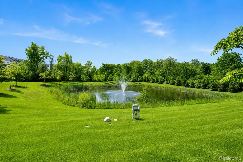 2777 Ashcombe Drive Ann Arbor City MI 48105