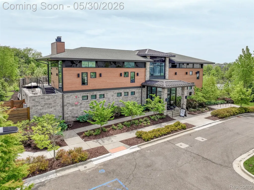 2777 Ashcombe Drive Ann Arbor City MI 48105