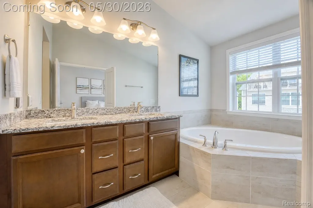 2777 Ashcombe Drive Ann Arbor City MI 48105