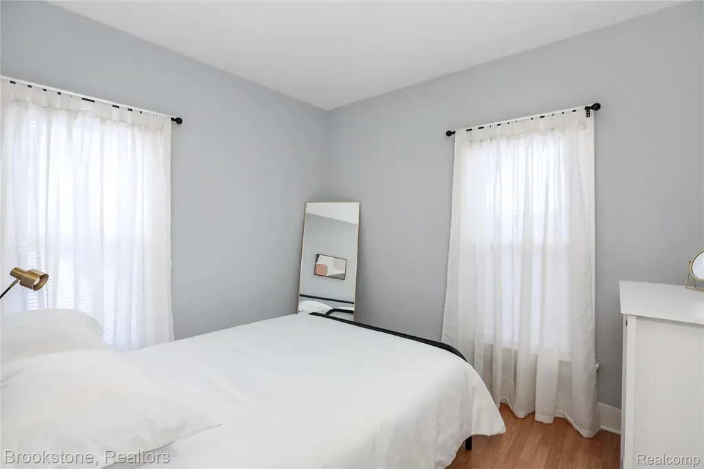 366 W Bennett Avenue Ferndale City MI 48220