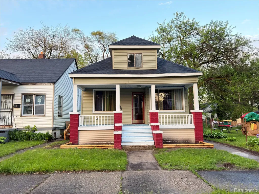 17196 Shields Street Detroit City MI 48212