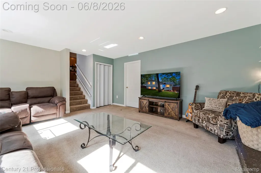 9664 Listeria Street Commerce Charter Township MI 48382