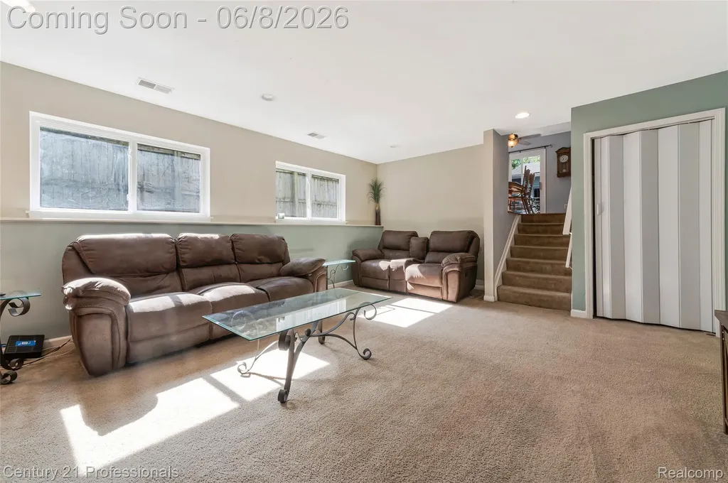 9664 Listeria Street Commerce Charter Township MI 48382