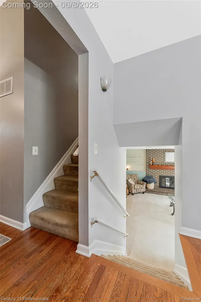 9664 Listeria Street Commerce Charter Township MI 48382
