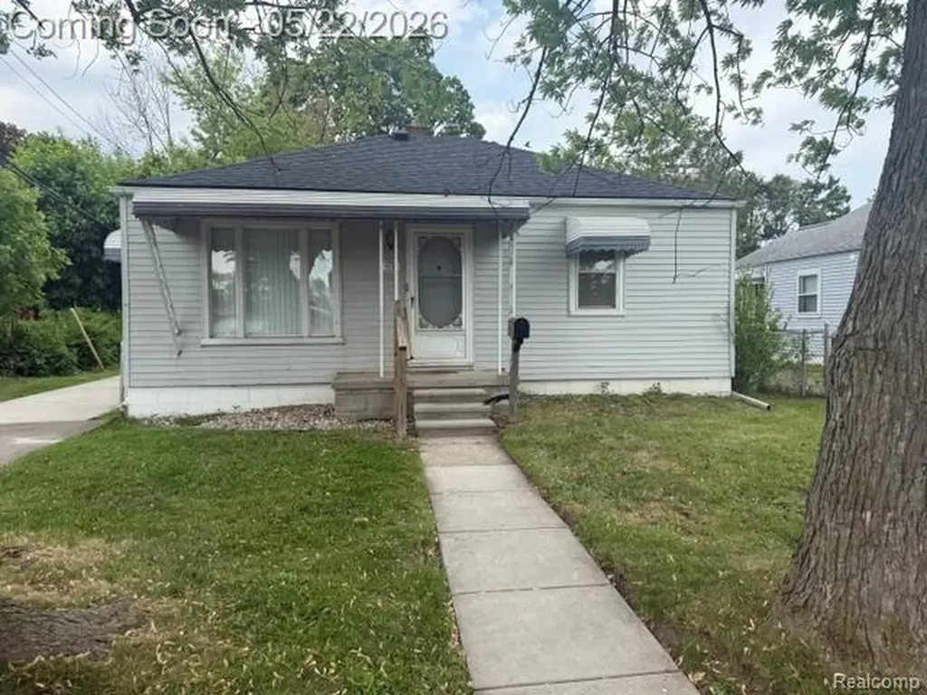 970 Champaign Road Lincoln Park City MI 48146