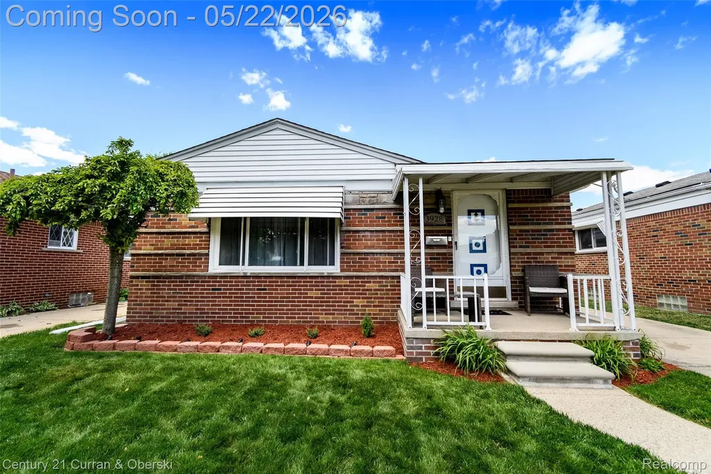 3928 Katherine Street Dearborn Heights City MI 48125