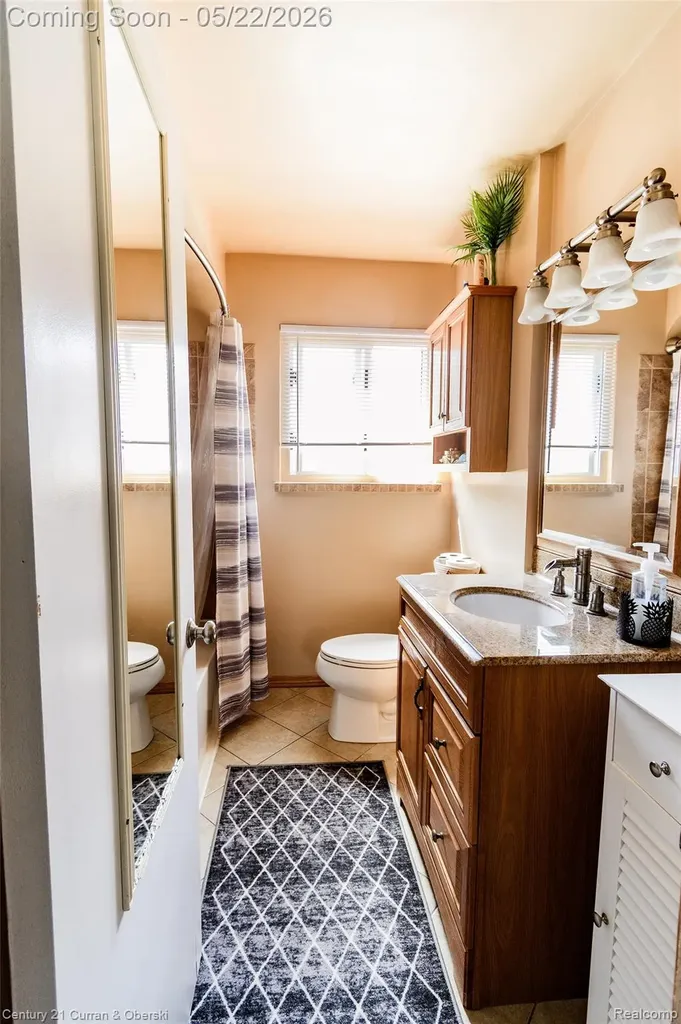 3928 Katherine Street Dearborn Heights City MI 48125