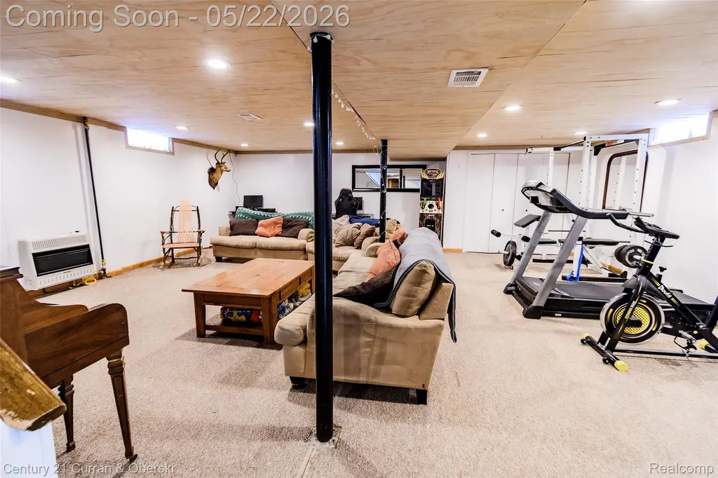 3928 Katherine Street Dearborn Heights City MI 48125