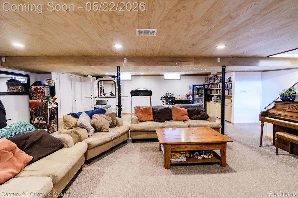 3928 Katherine Street Dearborn Heights City MI 48125