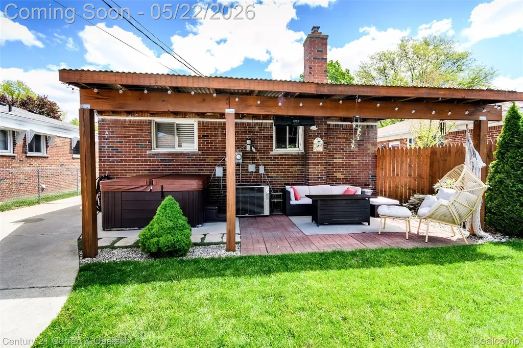 3928 Katherine Street Dearborn Heights City MI 48125
