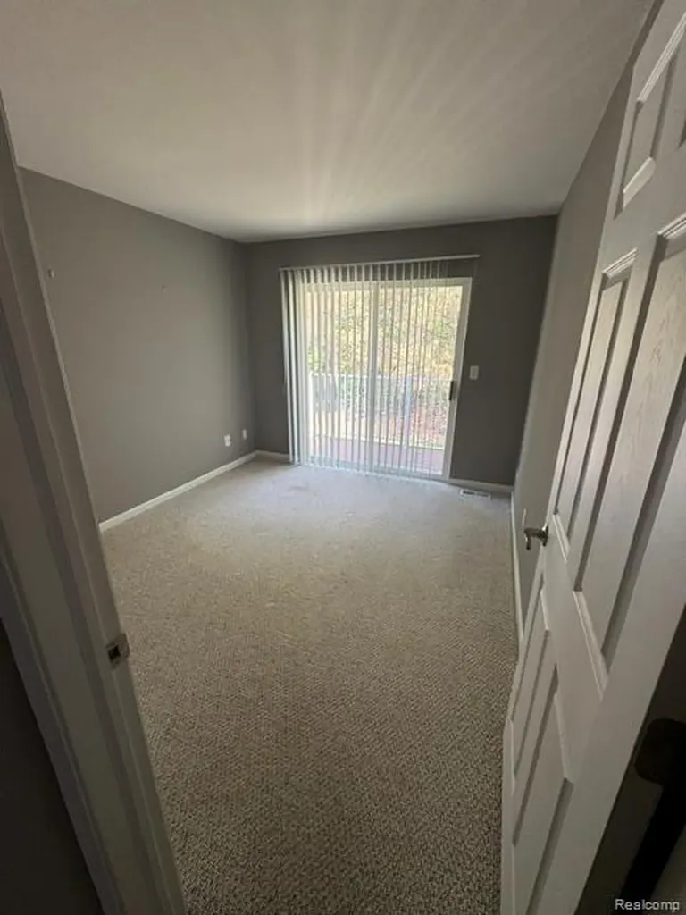 56543 Scotland Boulevard Shelby Charter Township MI 48316
