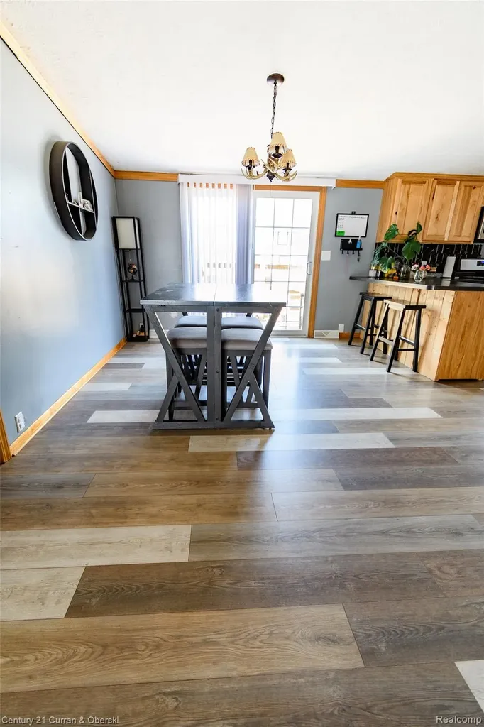 13045 Strong Boulevard South Rockwood Village MI 48179