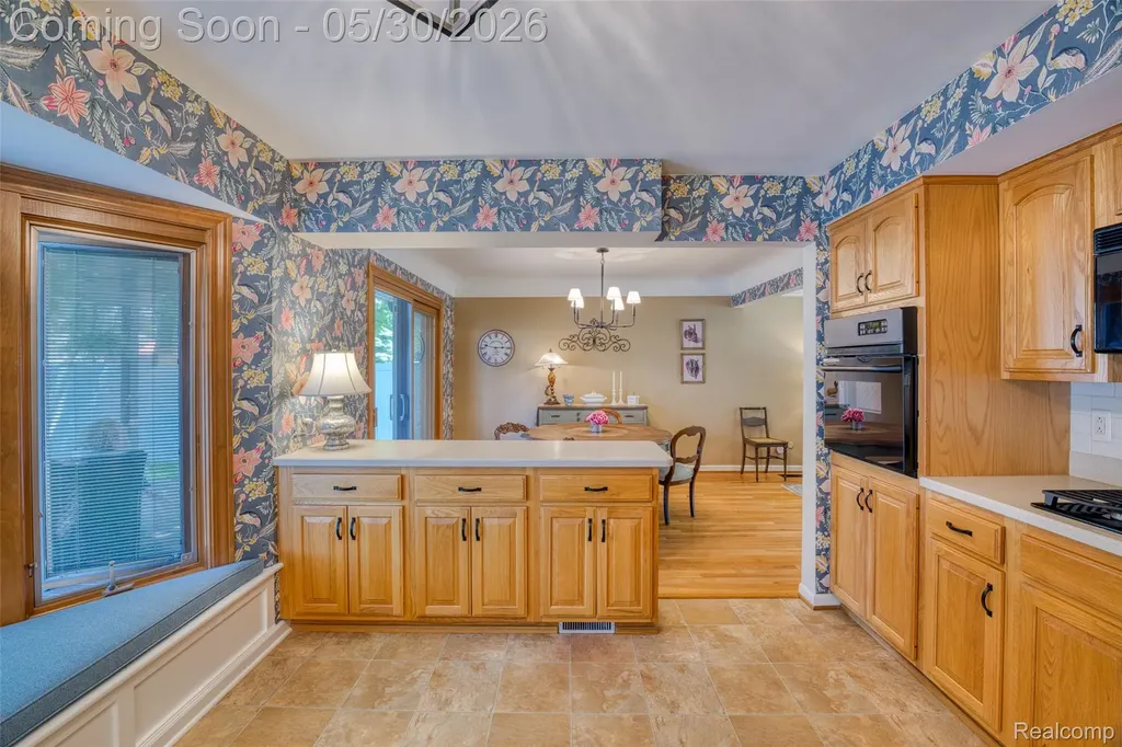 2112 Ardmore Street Trenton City MI 48183