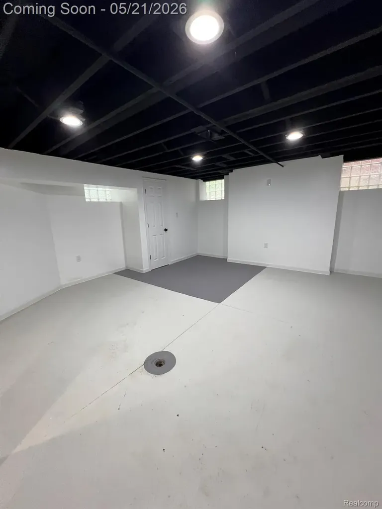3431 Field Street Detroit City MI 48214