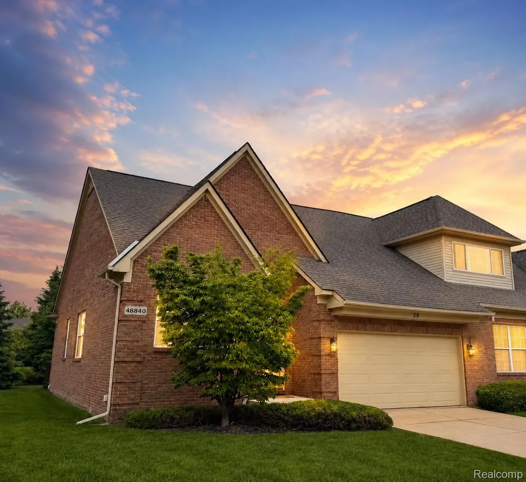 48840 Stonebriar Drive Canton Charter Township MI 48188