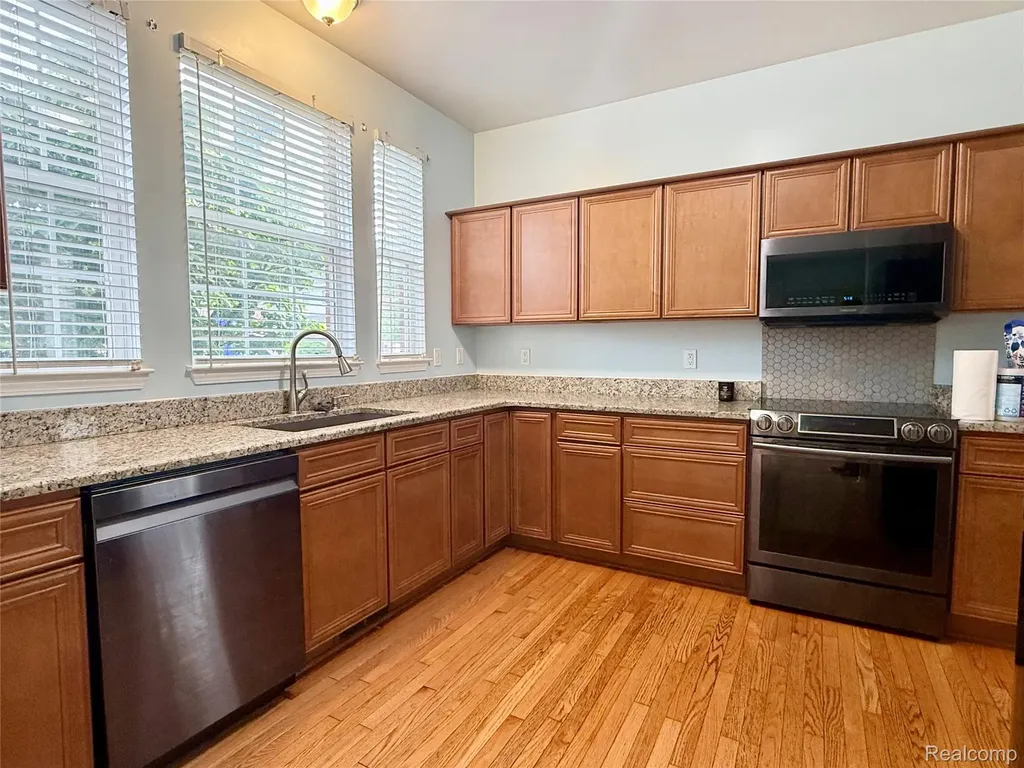 48840 Stonebriar Drive Canton Charter Township MI 48188