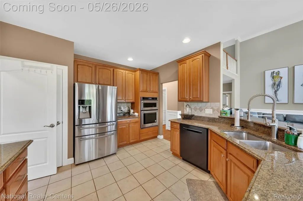 45907 Riviera Drive Northville Township MI 48168