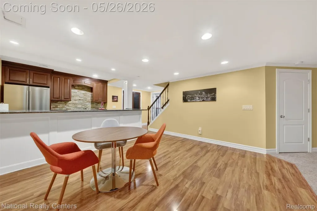45907 Riviera Drive Northville Township MI 48168