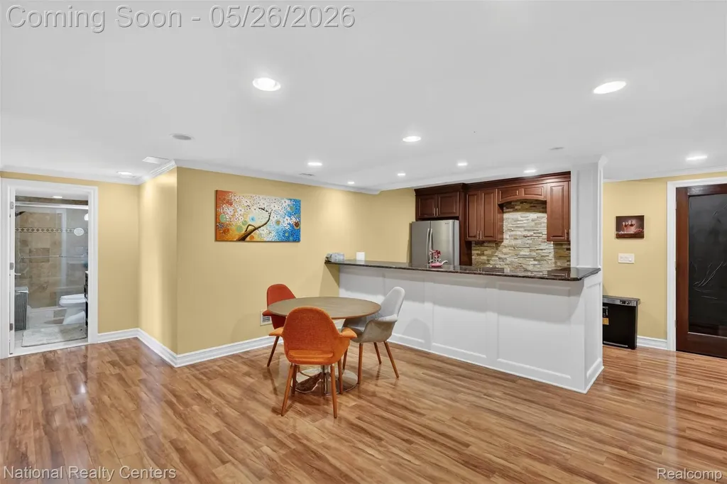 45907 Riviera Drive Northville Township MI 48168