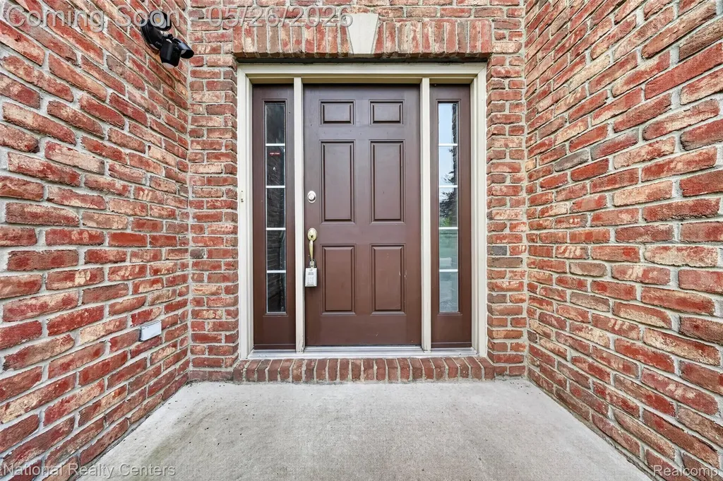 45907 Riviera Drive Northville Township MI 48168