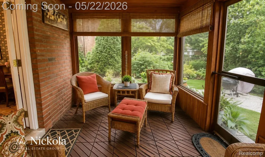 515 Barrington Road Grosse Pointe Park City MI 48230