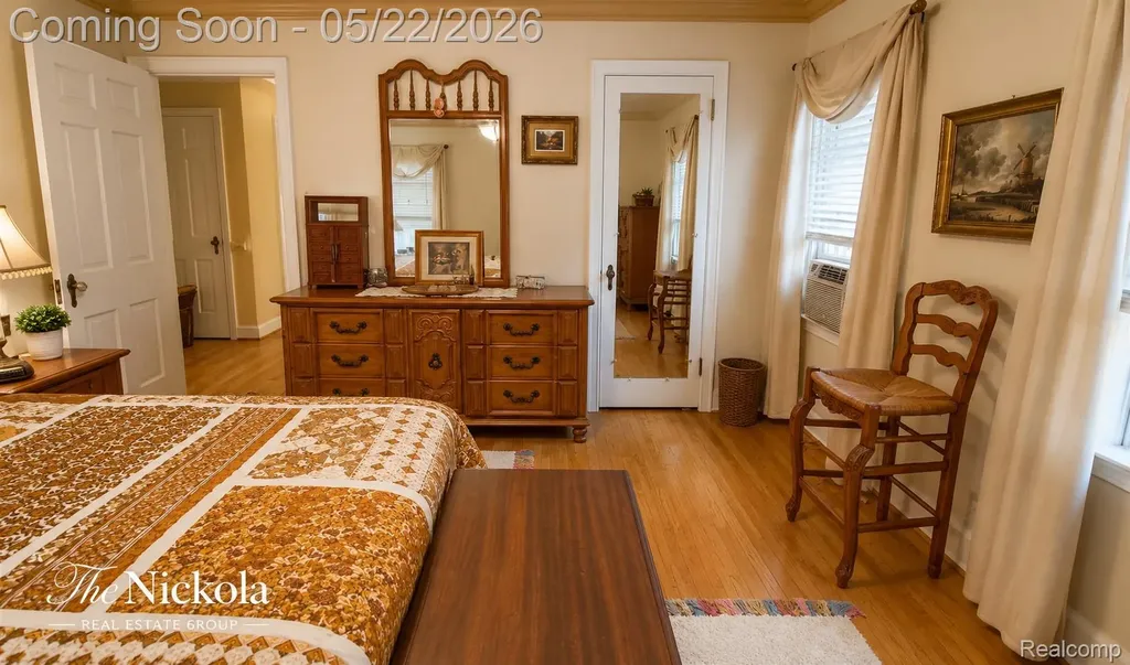515 Barrington Road Grosse Pointe Park City MI 48230