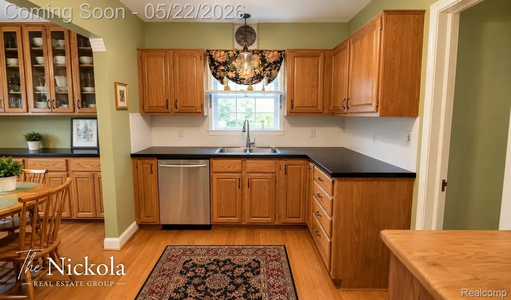 515 Barrington Road Grosse Pointe Park City MI 48230