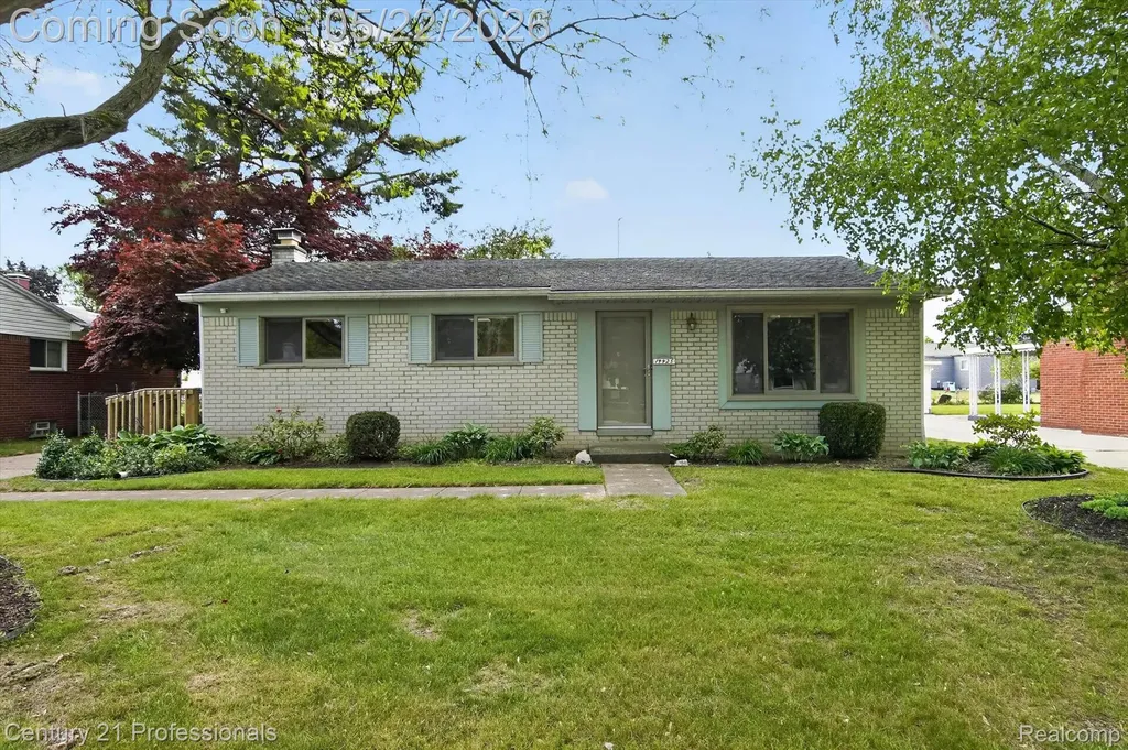 14425 Stonehouse Avenue Livonia City MI 48154