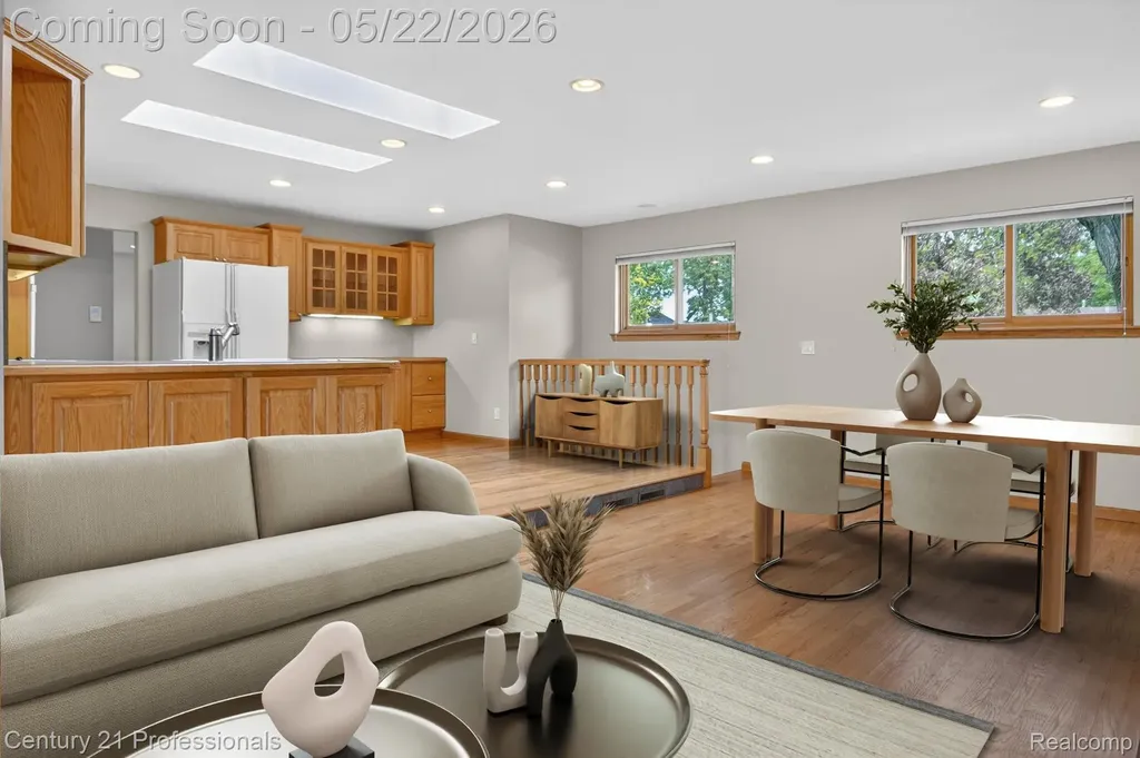 14425 Stonehouse Avenue Livonia City MI 48154